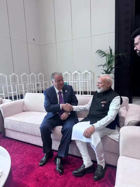PM Modi Speaks With Tajikistan's President Rahmon, Eyes Deeper Ties