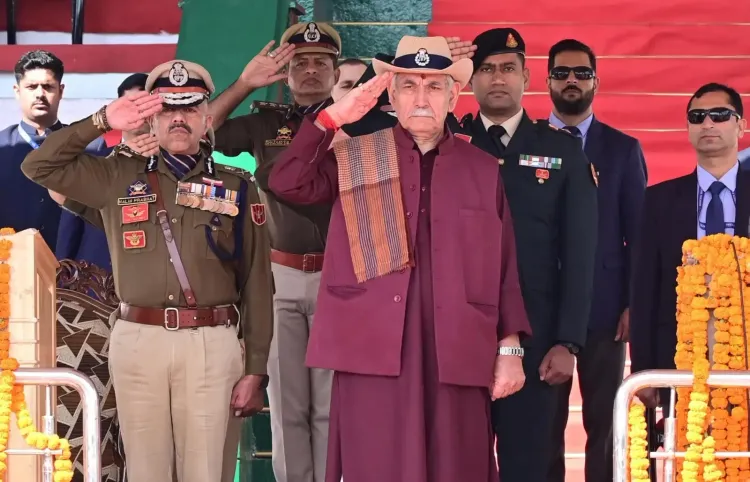 क्या जम्मू-कश्मीर पुलिस के शहीदों को उपराज्यपाल और मुख्यमंत्री ने श्रद्धांजलि दी?