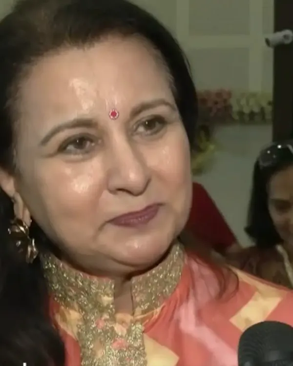Poonam Dhillon denies ₹90 lakh CINTAA fraud, hits back at Upasana Singh