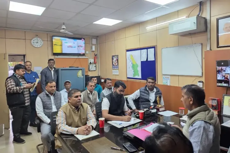 क्या नोएडा में 1 जनवरी से सीएनजी-इलेक्ट्रिक वाहनों से होम डिलीवरी शुरू होगी?