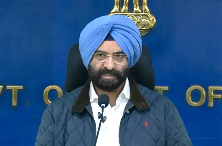 क्या आम आदमी पार्टी प्रदूषण पर चर्चा से बच रही है?