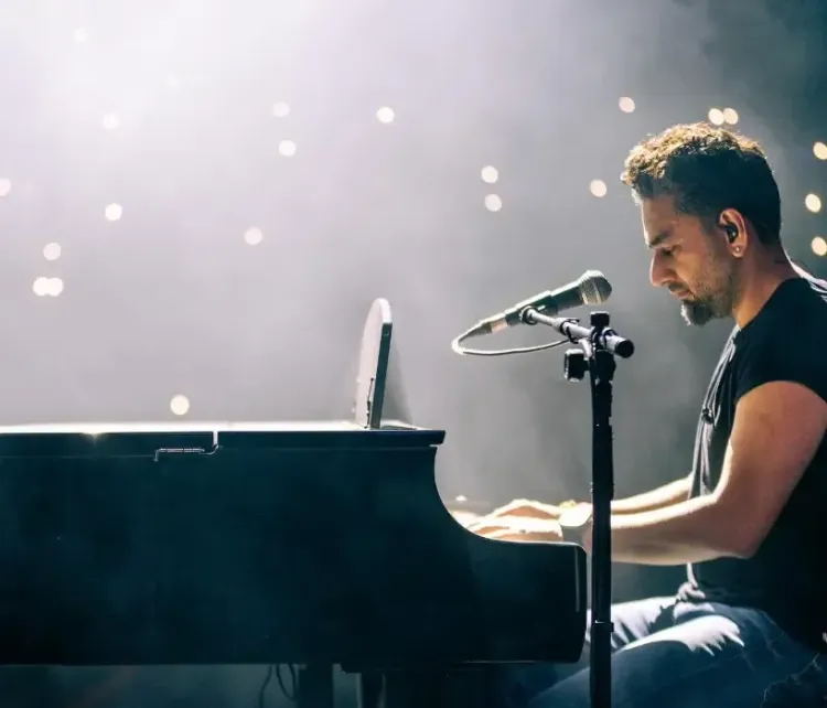 क्या आवाज, साज और संगीत में प्राजक्ता शुक्रे और शेखर रवजियानी ने किया कमाल?