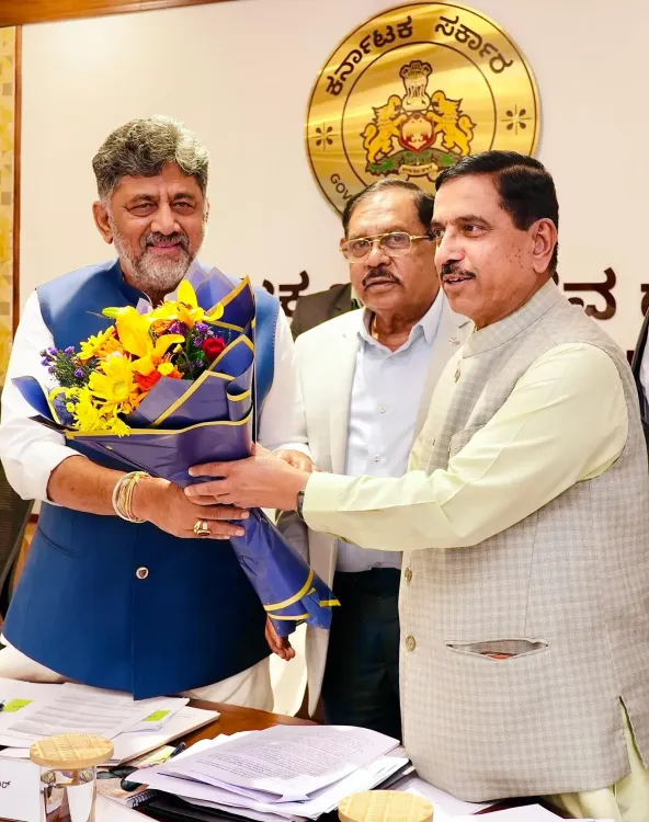 Pralhad Joshi attends Karnataka MPs meet convened by CM Shivakumar
