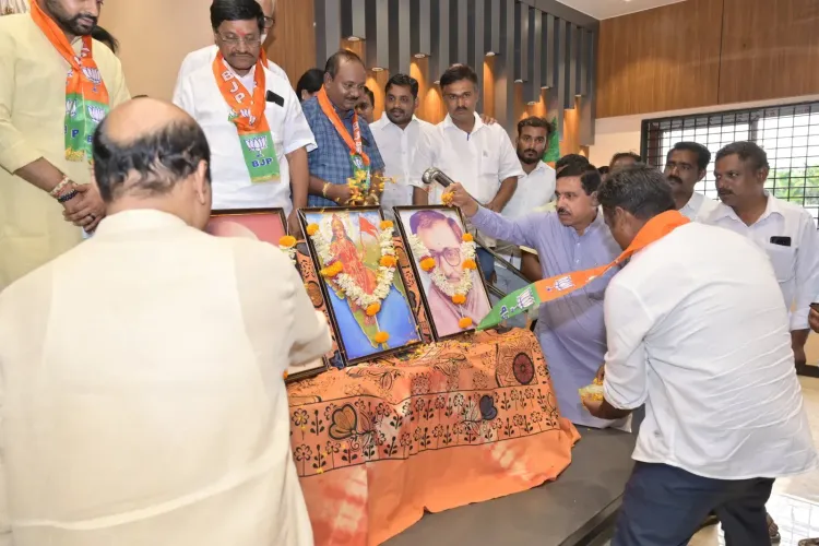 Pralhad Joshi campaigns for BJP's Sankanoor in Haveri