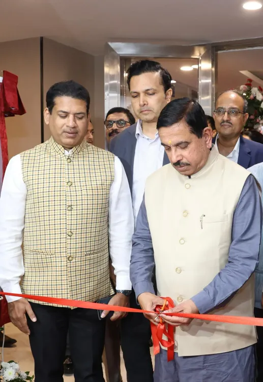 Pralhad Joshi inaugurates SECI's new Delhi HQ at World Trade Centre