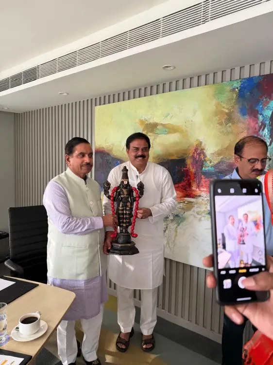 Pralhad Joshi meets AP Minister Nadendla on public welfare