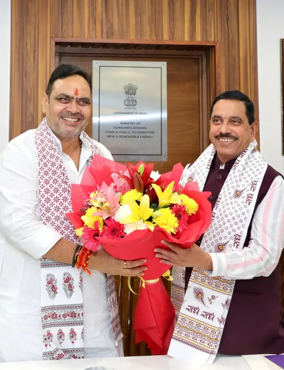 Pralhad Joshi meets CM Bhajanlal on education, renewable energy