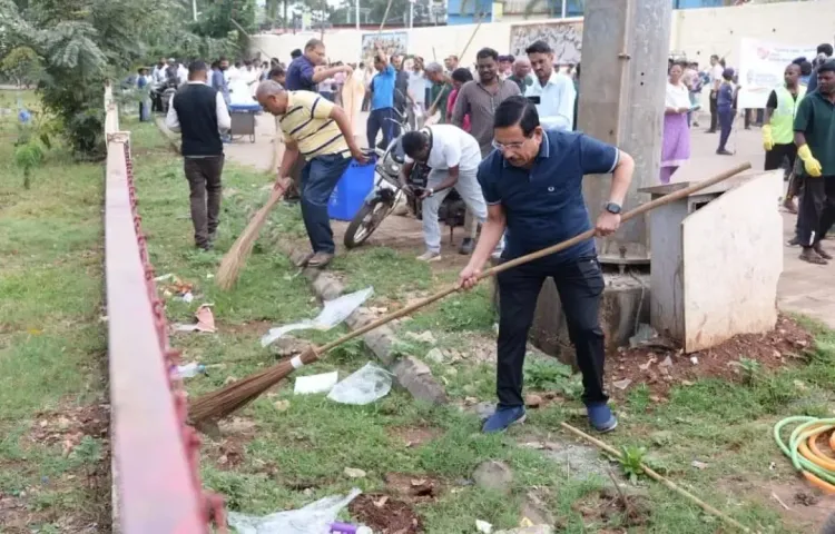 Did Pralhad Joshi Join the Swachh Bharat Campaign and Call for Blood Donation on PM Modi's Birthday?