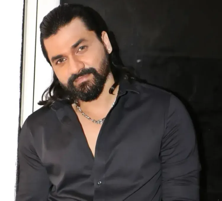 Prashant Bajaj Joins Forces with Sunny Deol & Rashmika Mandanna in 'Coal King'