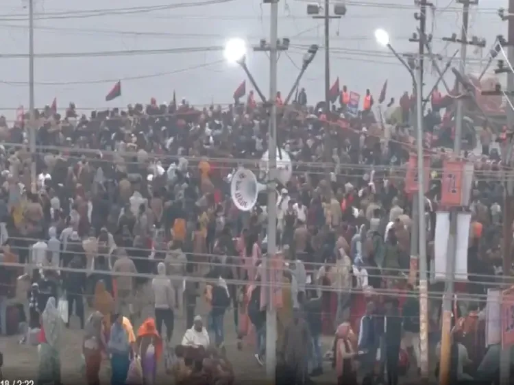 क्या प्रयागराज में माघ मेले के पहले दिन श्रद्धालुओं का तांता लगा?