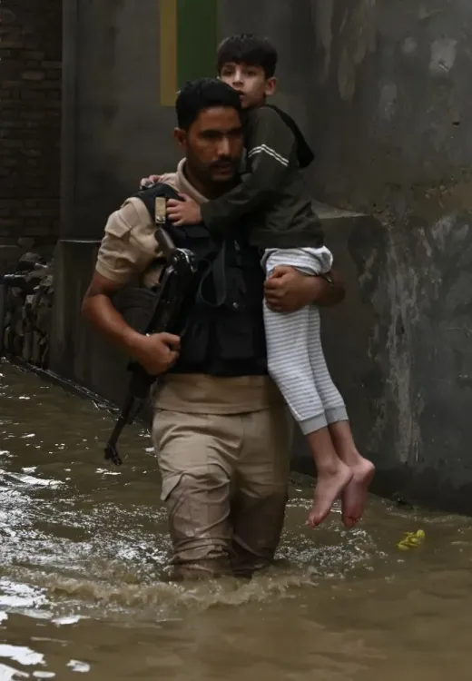 Are Preventive Evacuations Taking Place in Flood-Prone Areas of Kashmir as Weather Conditions Improve?