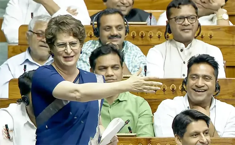 Priyanka Gandhi Criticizes Centre's Women’s Reservation Bill Linking to Delimitation