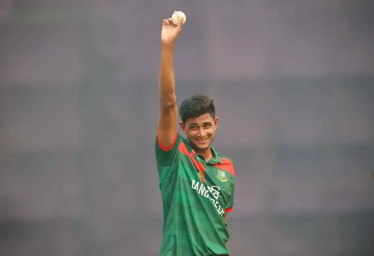 नाहिद राणा को बीसीबी की मंजूरी, पीएसएल 2026 फाइनल में पेशावर जाल्मी के लिए खेलेंगे