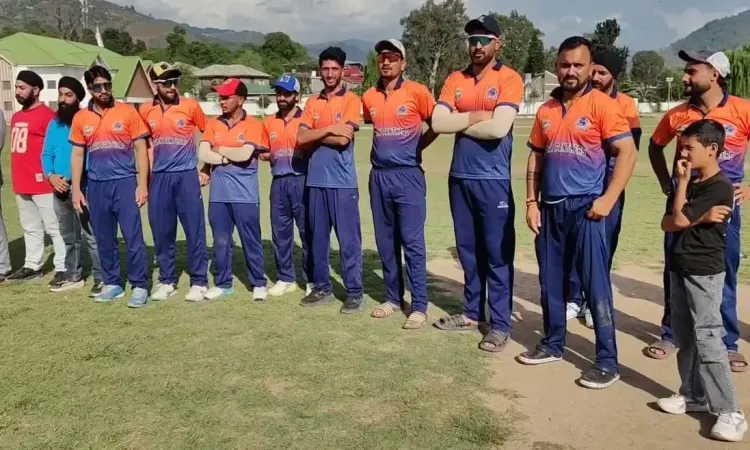 पुंछ प्रीमियर लीग: नानक पैंथर्स ने वीकेंड वॉरियर्स को हराकर जीता खिताब