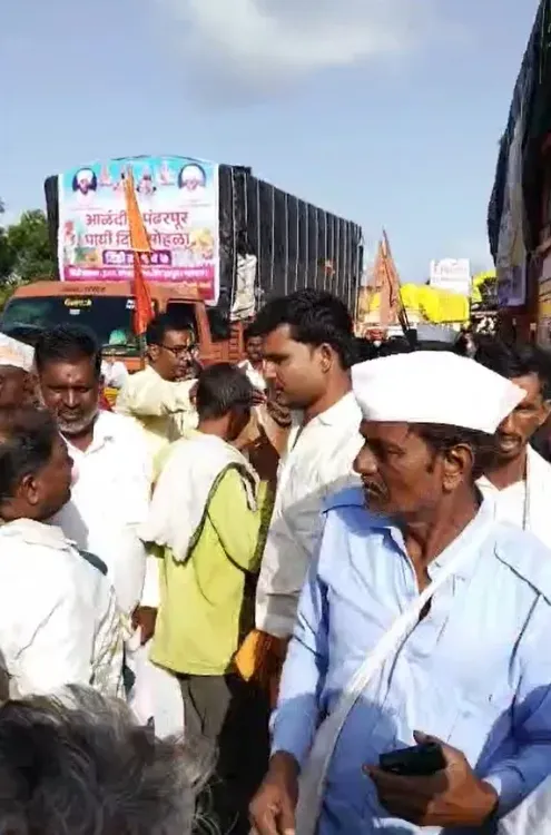 पुणे में 3 महिला वारकरियों की मौत: CM फडणवीस ने किया ₹5 लाख मुआवजे का ऐलान, डिप्टी CM ने जताया शोक