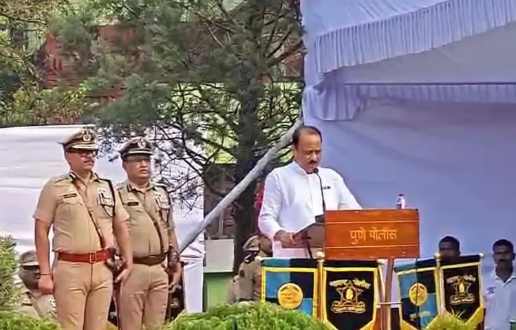 क्या उपमुख्यमंत्री अजित पवार ने शहीद पुलिसकर्मियों को श्रद्धांजलि दी?