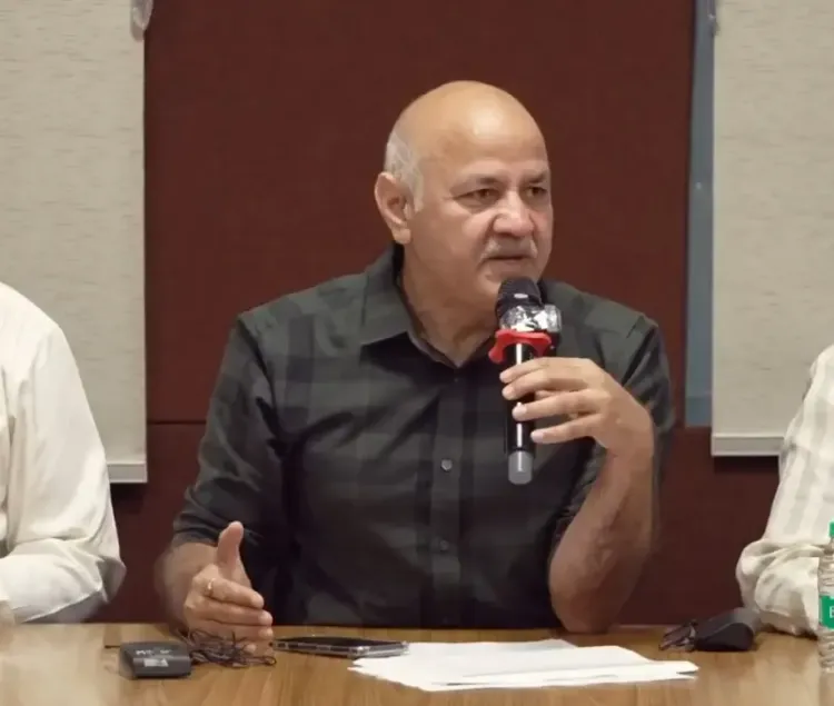 क्या पंजाब में हर छात्र के लिए बिजनेस क्लास अनिवार्य है? मनीष सिसोदिया का बयान