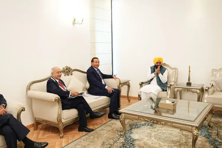 पंजाब में तीन दिवसीय '<b>प्रोग्रेसिव पंजाब इन्वेस्टर्स समिट 2026</b>' का आयोजन, देश-विदेश के उद्योगपतियों का जुटान