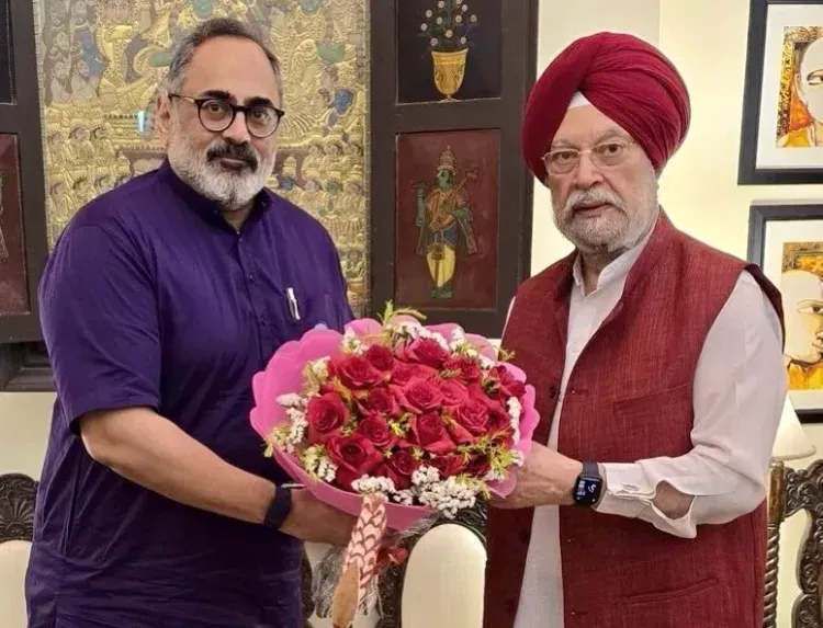 Puri Wishes BJP Kerala Chief Rajeev Chandrasekhar on Birthday