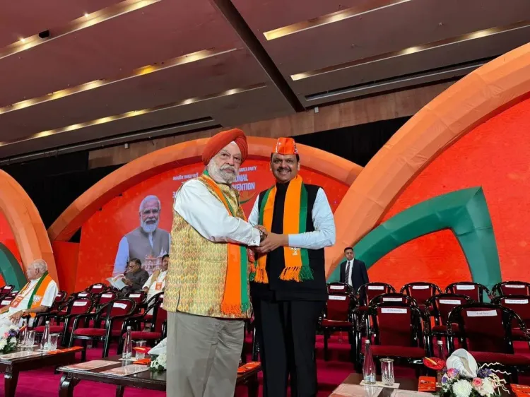 Puri wishes CM Fadnavis on birthday