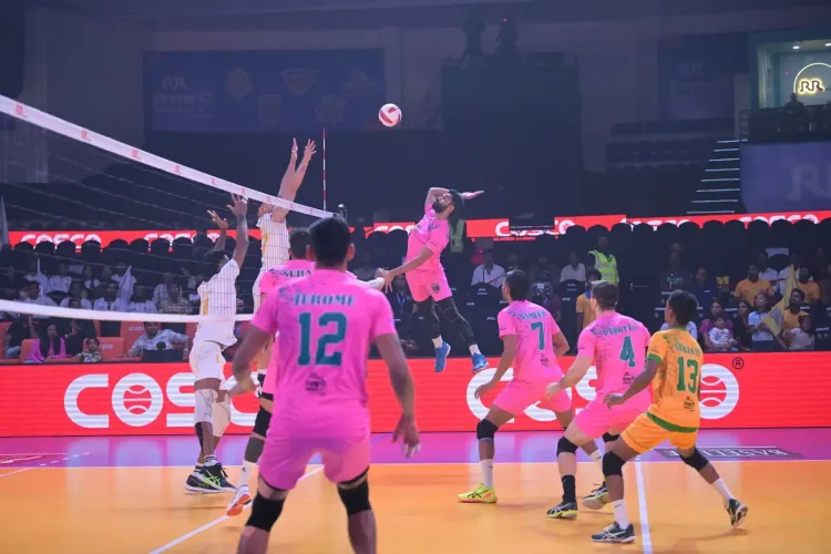 How Did Chennai Blitz Overcome Ahmedabad Defenders in a Five-Set Thriller?