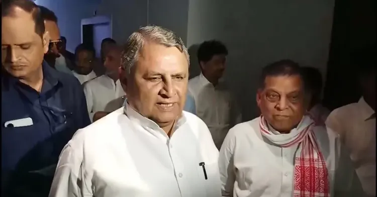 राबड़ी देवी का 10 सर्कुलर रोड बंगला खाली करने से इनकार, उपमुख्यमंत्री विजय चौधरी बोले — 'नियम सभी पर समान लागू'