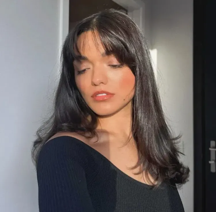 Is Rachel Zegler Set to Portray Gloria Estefan in Her Biopic?