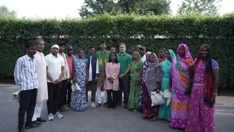 Rahul Gandhi backs Bundelkhand tribals fighting Ken-Betwa project
