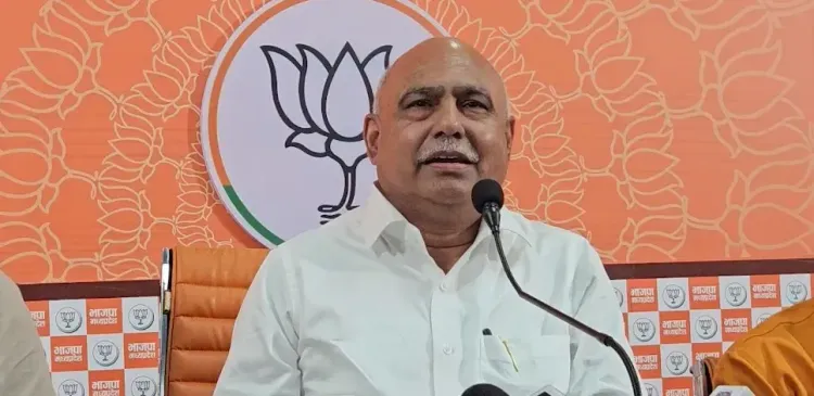 Rahul Gandhi spreads falsehoods, adopts double standards: MP BJP chief