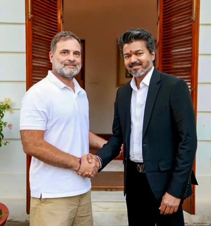 राहुल गांधी ने CM जोसेफ विजय को जन्मदिन पर लिखा — 'तमिलनाडु के लोगों के लिए साथ खड़ा हूं'