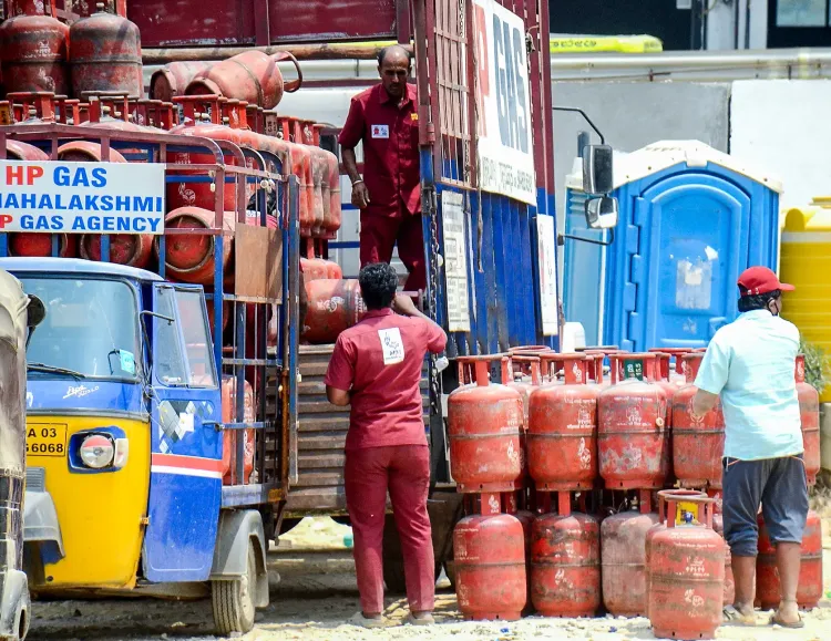 Government Intensifies Raids to Combat LPG Hoarding and Black Marketing