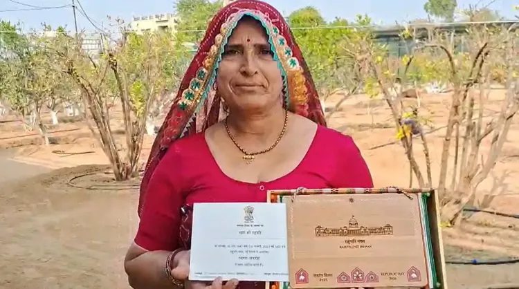 क्या राजस्‍थान की रेत में सेब की खेती संभव है? सीकर की बेटी को राष्ट्रपति भवन में मिल रहा सम्मान!
