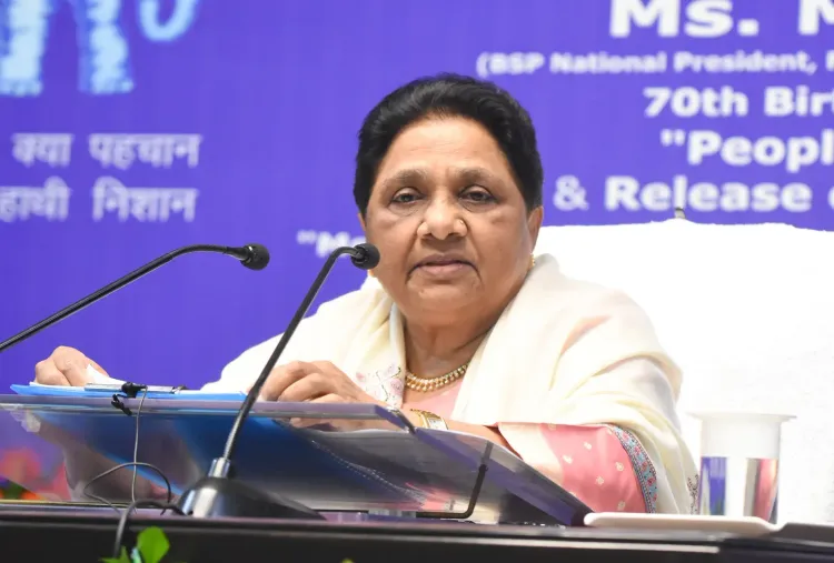 मायावती ने राजकुमार भाटी के ब्राह्मण-विरोधी बयान पर अखिलेश यादव से माँगी माफी