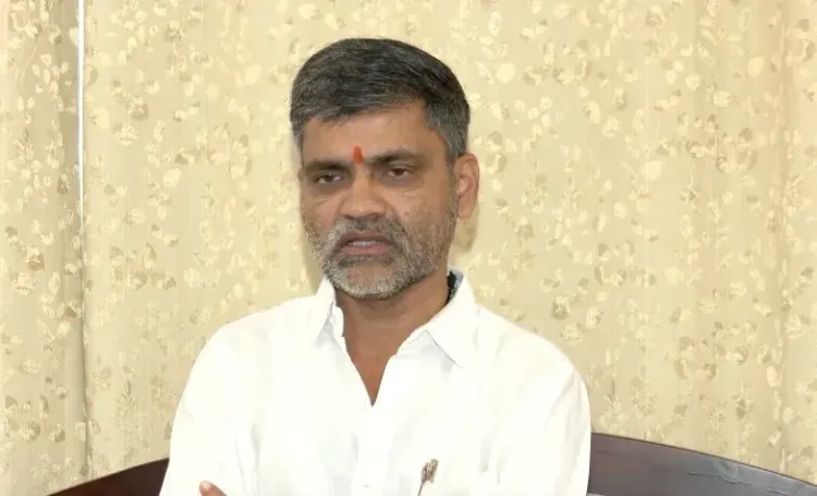 महाराष्ट्र के किसान-युवा मुद्दे लेकर NCP (SP) के 8 सांसद PM मोदी से मिले, कर्ज माफी और सूखे पर जोर