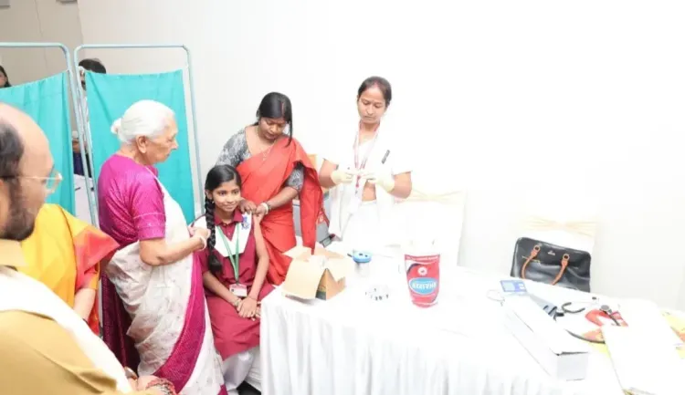 वाराणसी-चंदौली में HPV टीकाकरण अभियान: राज्यपाल आनंदीबेन पटेल की पहल से 600 बालिकाओं को सर्वाइकल कैंसर वैक्सीन