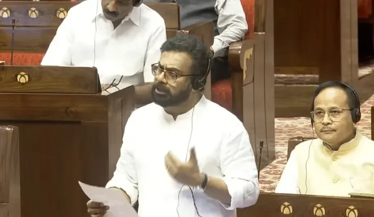 राज्यसभा में 'लुंगी वाला' विवाद: सांसद जॉन ब्रिटास की शिकायत पर सभापति राधाकृष्णन करेंगे सुनवाई