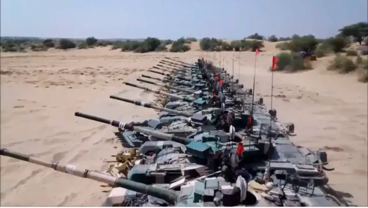 क्या भारत रक्षा निर्माण में आत्मनिर्भरता की ओर बढ़ रहा है: आधुनिक युद्धक वाहन और रक्षा उपकरण बनेंगे?