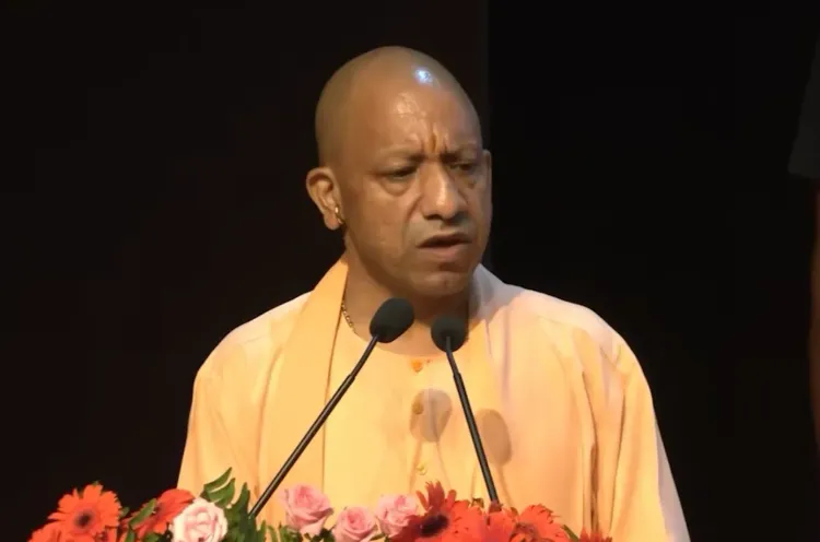 रक्षाबंधन पर CM योगी का महिलाओं को तोहफा: 27-28 अगस्त को UP रोडवेज बसों में मुफ्त सफर