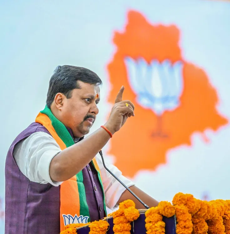 राम मंदिर चढ़ावा विवाद: नितिन नवीन का अखिलेश पर पलटवार — 'मगरमच्छ के आंसू बहाने वालों को आस्था पर बोलने का हक नहीं'