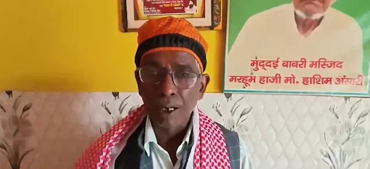 राम मंदिर दान विवाद: मौलाना साजिद रशीदी बोले- 'आस्था की लूट है', इकबाल अंसारी ने योगी की कार्रवाई को सराहा