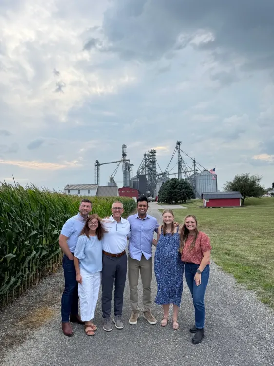 Ramaswamy Visits Fifth-Gen Hord Farm, Links Agriculture to Growth