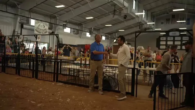 Ramaswamy Visits Pickaway County Fair, Backs Ohio Farmers