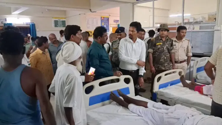 क्या रांची-टाटा हाईवे पर ग्रामीणों से भरी पिकअप वैन पलटी? चार की मौत, 20 से ज्यादा घायल