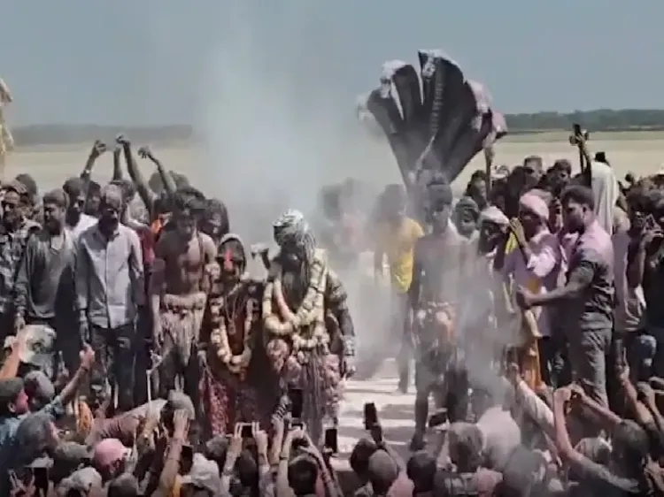 रंगभरी एकादशी: काशी में मसान होली का अद्भुत उत्सव, डमरू की गूंज के बीच