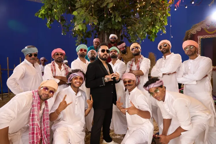 What Makes Rannvijay Singha Say Mika Singh Brings Magic to Every Song?