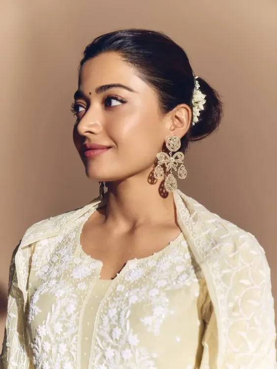Did Rashmika Mandanna Write a Love Letter to Women Finding Themselves?