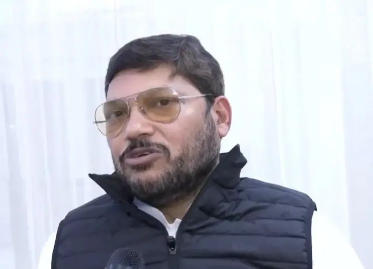 क्या राष्ट्रगान और राष्ट्रीय गीत का सम्मान नहीं करने वाले लोग राजनीति कर रहे हैं: सपा सांसद नीरज कुशवाहा?