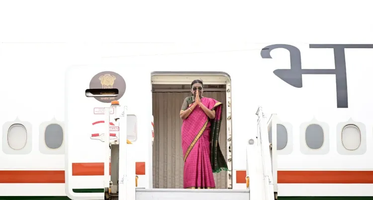 राष्ट्रपति द्रौपदी मुर्मु तीन यूरोपीय देशों के दौरे पर रवाना, मोल्दोवा-उत्तर मैसेडोनिया में पहली बार पहुँचेंगी भारतीय राष्ट्रपति