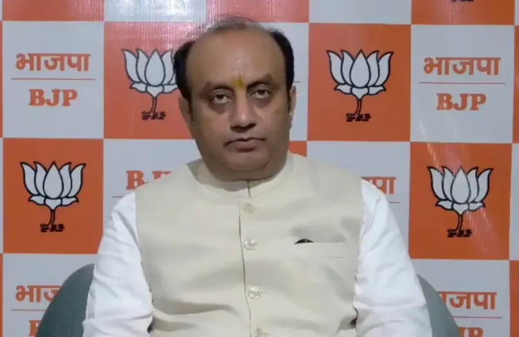 सुधांशु त्रिवेदी का राहुल गांधी पर हमला: राष्ट्रपति के नाम पर भ्रामक दावों के सबूत माँगे