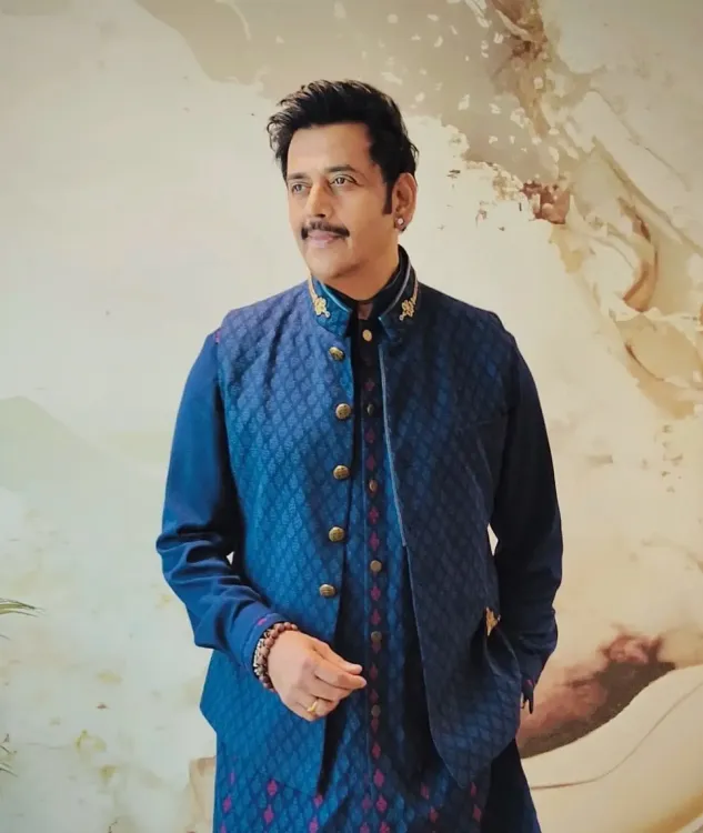 Ravi Kishan to lead devotional drama for Mahaveer Jain Films